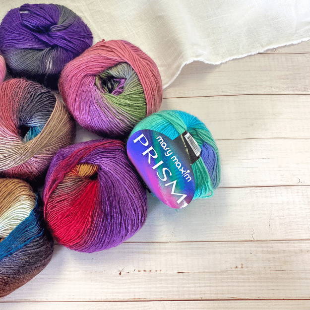 Dec 5 - Free Exclusive Pattern | 25 Days of Christmas – Mary Maxim